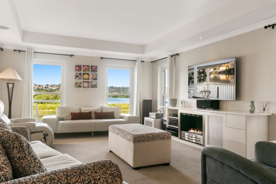 6 Bedroom Property for Sale in Thesen Islands Western Cape